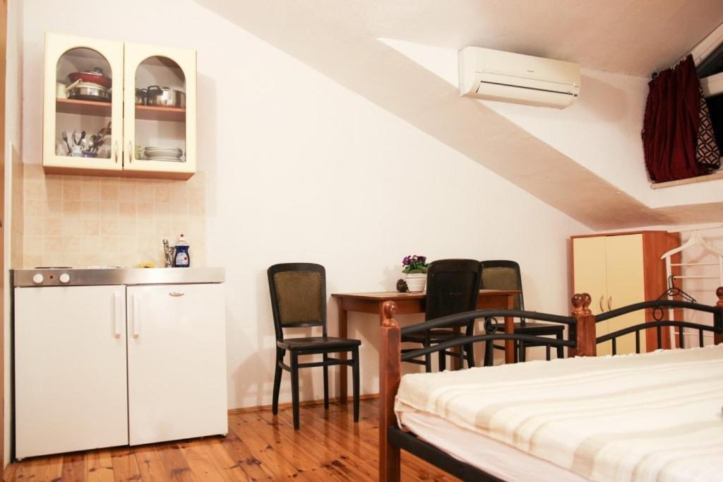 Apartments By The Sea Makarska - 15200 外观 照片
